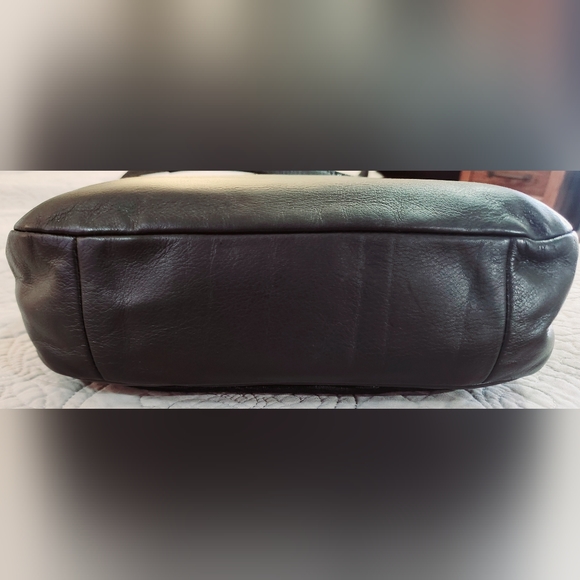 COACH Taylor Leather Flap Shoulder Purse - Picture 10 of 11